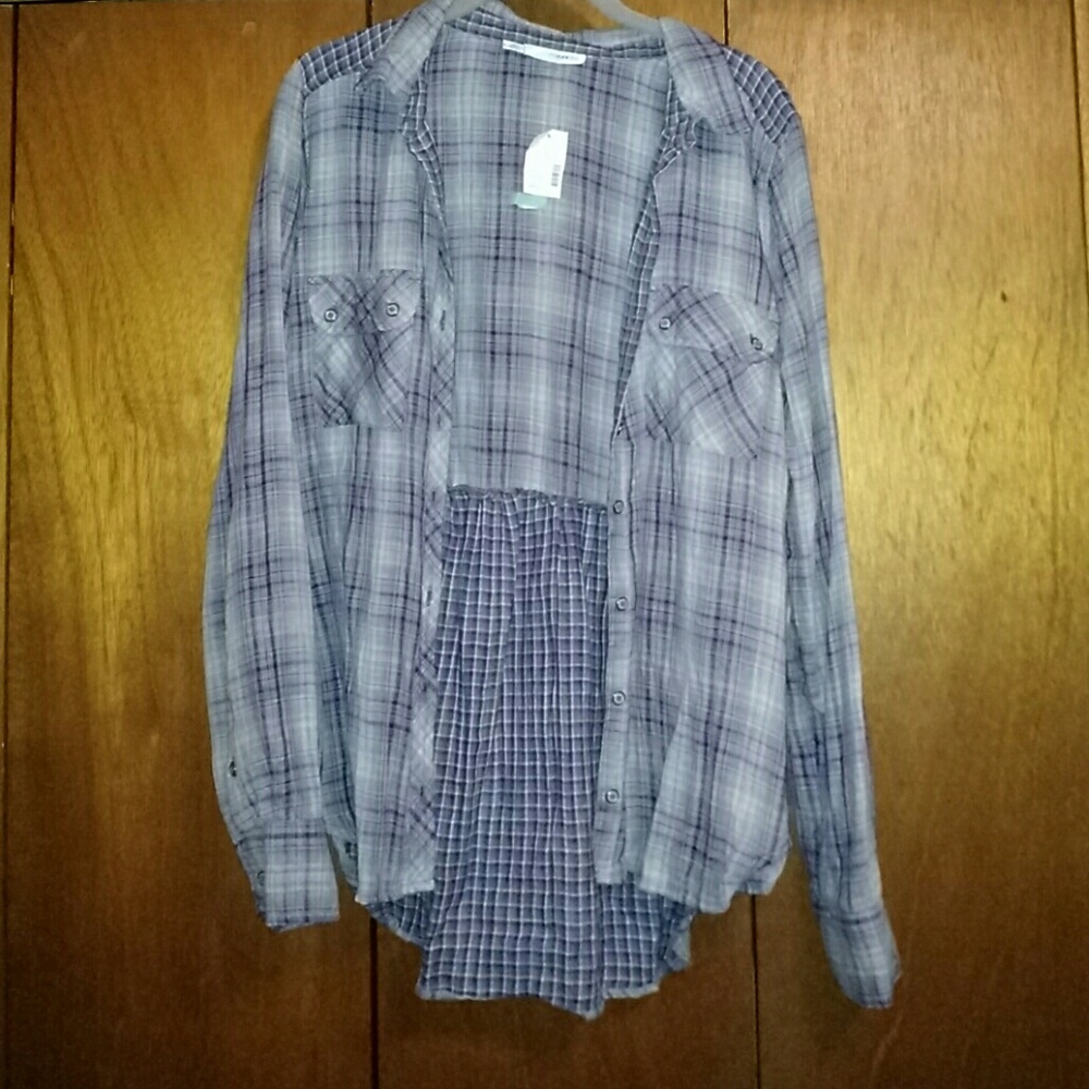 Maurice's top